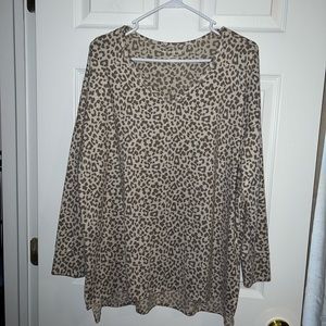 Cheetah print long sleeve shirt